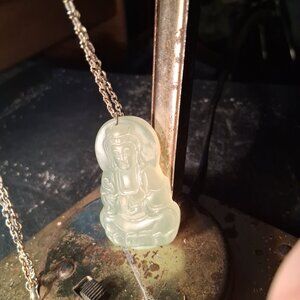 Jade budda